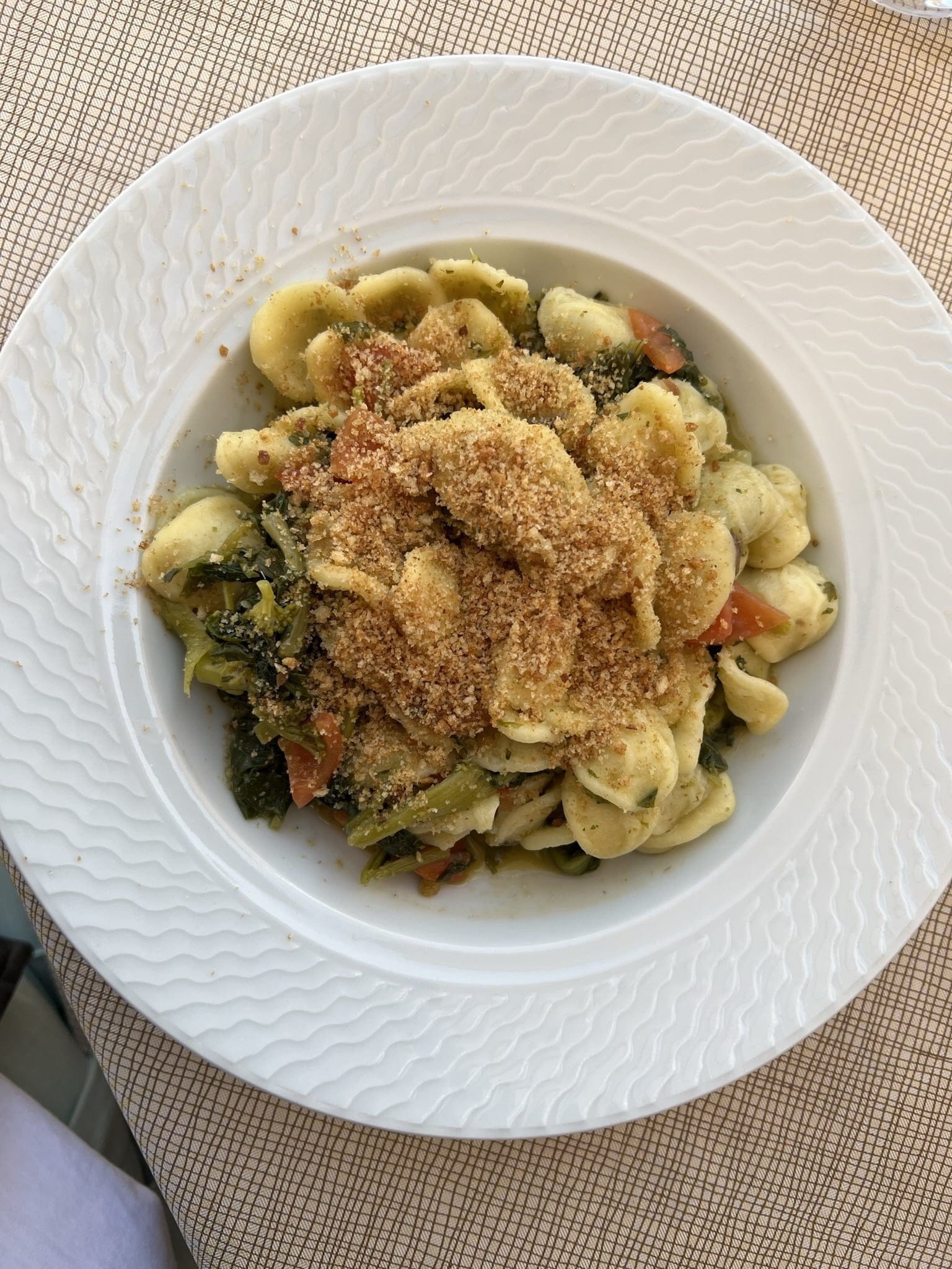 Orecchiette - specialitate de paste specifica Pugliei