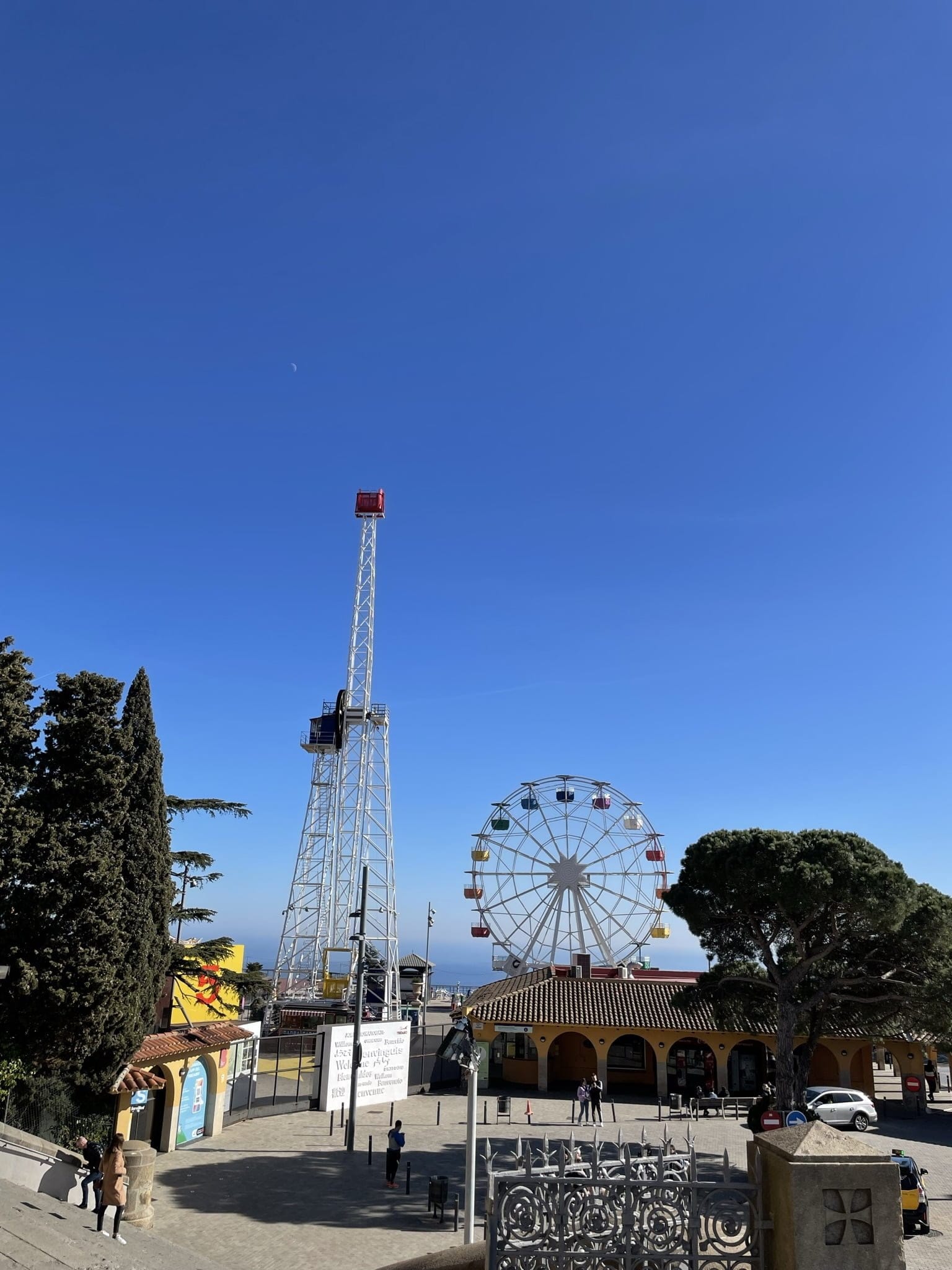 Top obiective turistice Barcelona : Parcul de distractii Tibidabo, Barcelona
