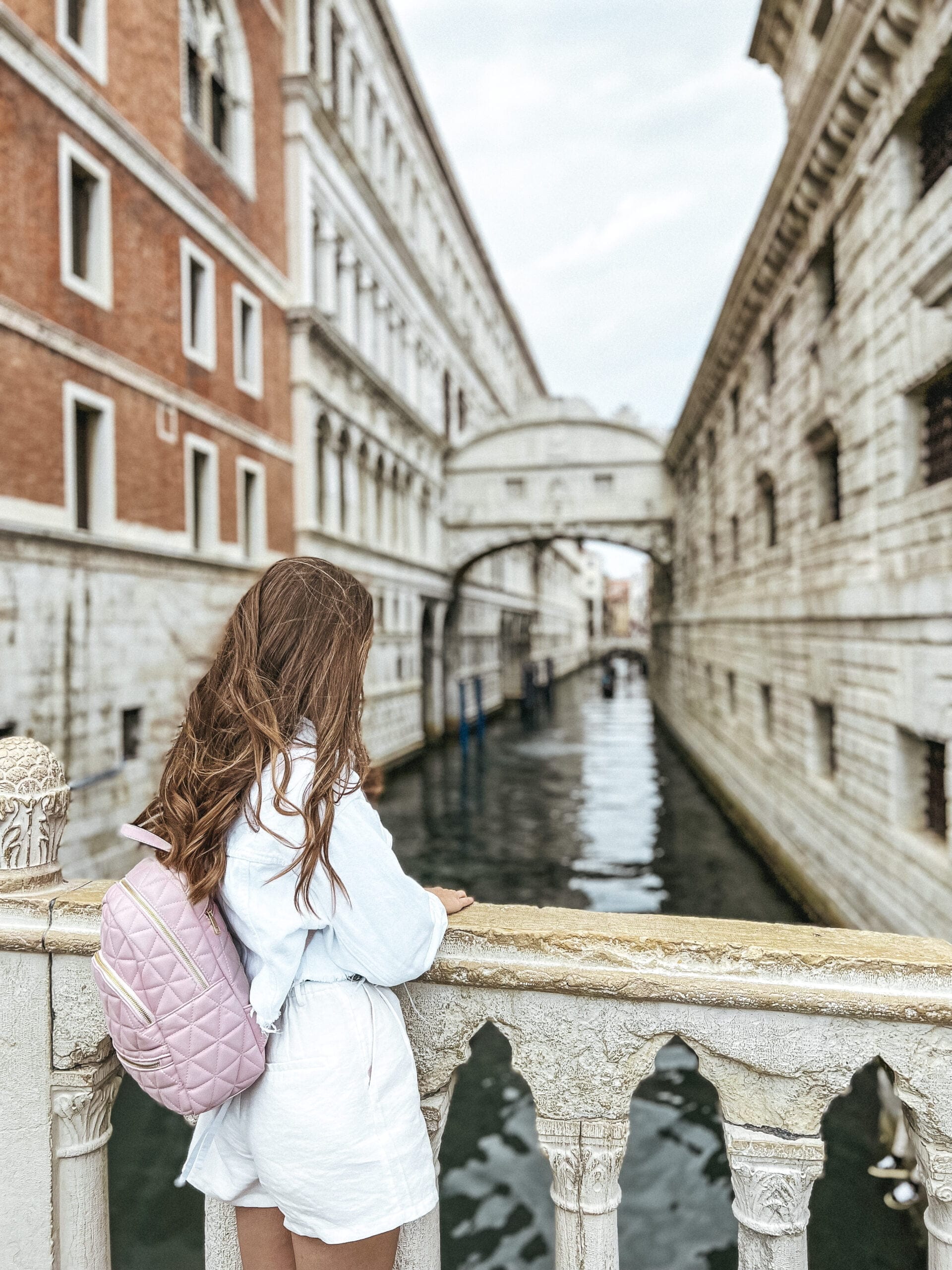 Top 8 locuri instagramabile Venetia podul suspinelor