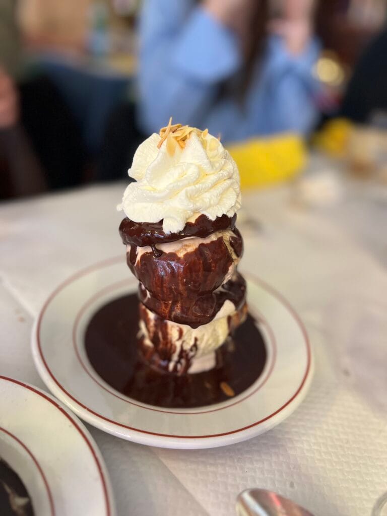 Unde mananci in Paris?