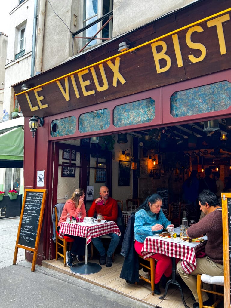 Unde sa mananci in Paris?
