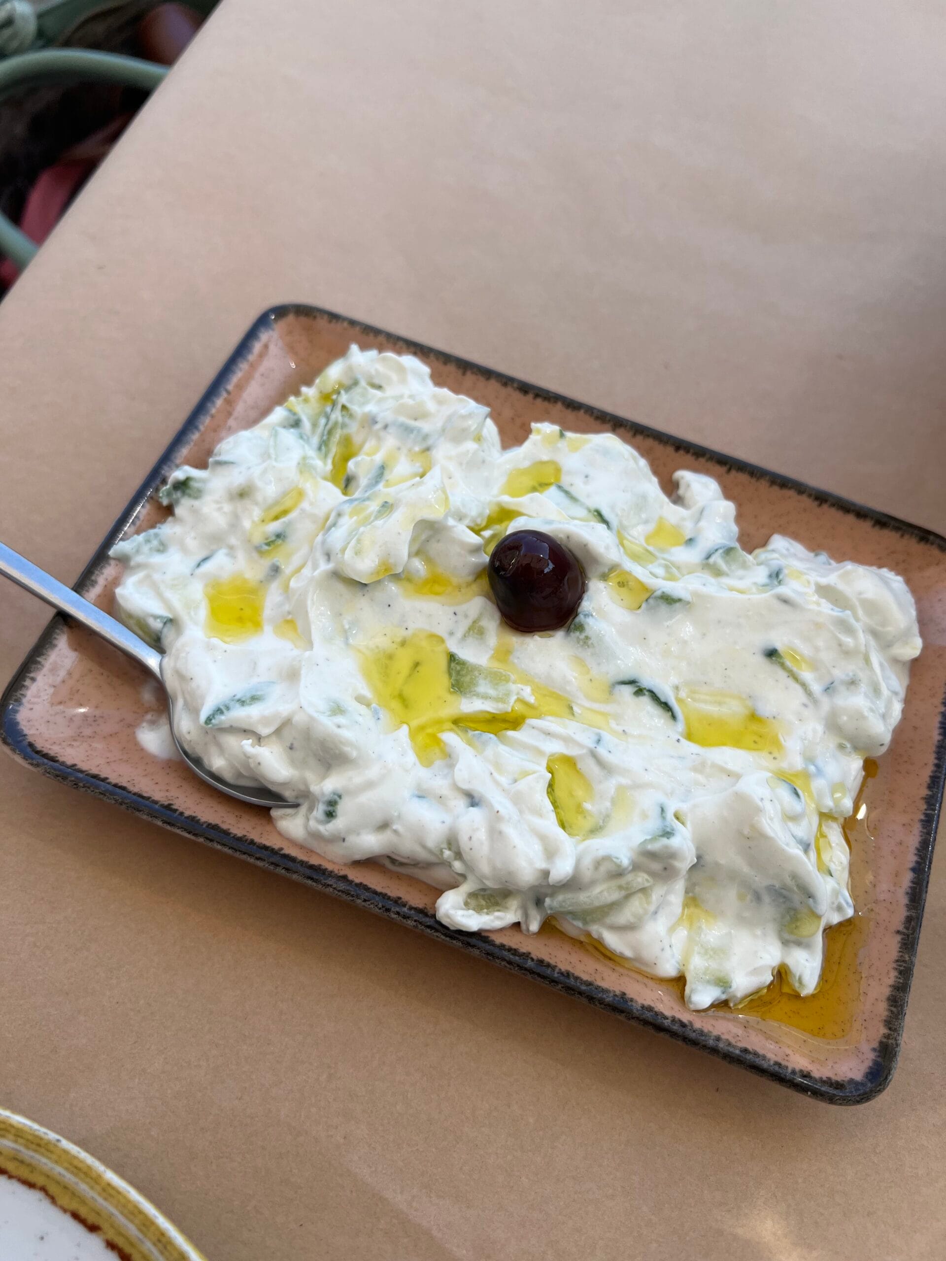 Tzatziki - Steki Tou Stroggyli