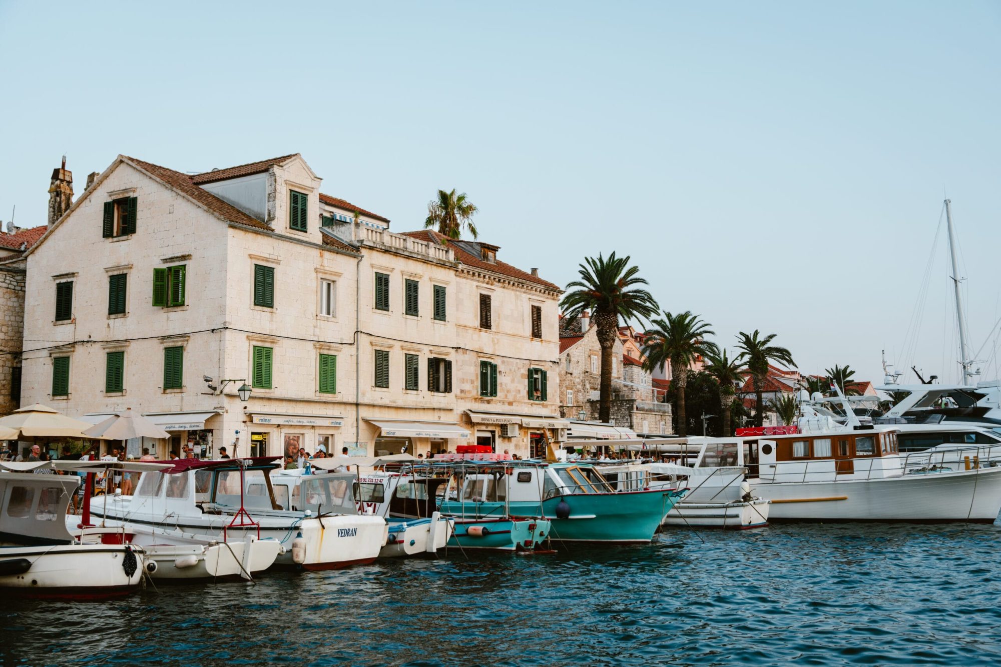 Barci din Portul din Hvar Town